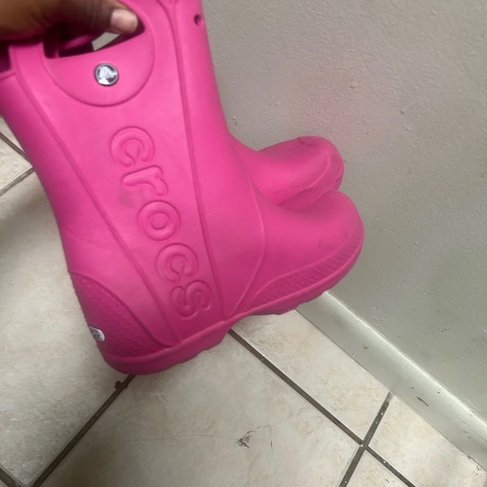 Crocs Handle It Rain Boots Hot Pink Size J3 Kids Youth Girls Waterproof Pull-On - Picture 3 of 6